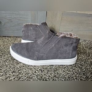 TOMS Women's Bryce Slip-On Sneakers sz 8